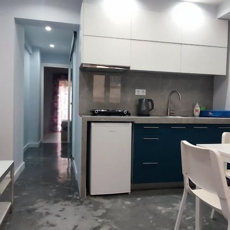 New Apartment With A Separate Entrance Near The Subway. Athén Kültér fotó