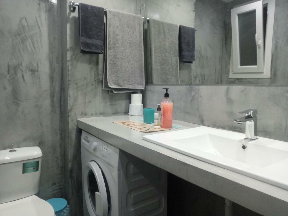 New Apartment With A Separate Entrance Near The Subway. Athén Kültér fotó